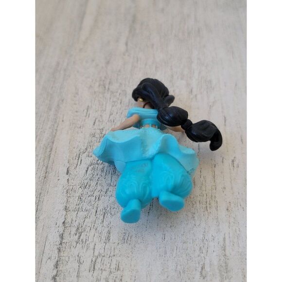 Aladdin Princess Jasmine dance Tiara toy figure - Picture 4 of 4